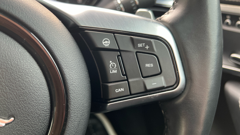 Jaguar F-Type 5.0 Supercharged V8 R 2dr Auto AWD Petrol Coupe